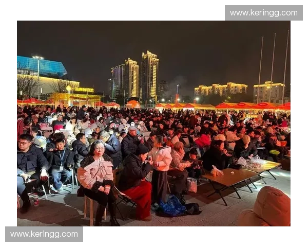 露天球场金属座椅加剧体感不适 球迷观赛体验面临严峻考验